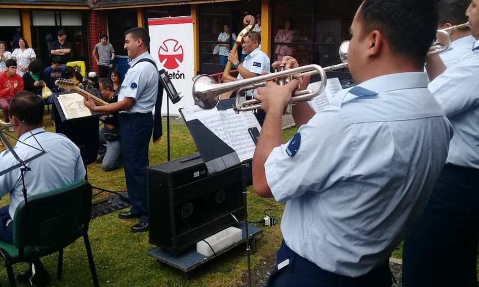 La BigBand Fach dio concierto en Instituto Teletón de Puerto Montt