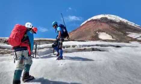 Prohíben ascensos a cumbre del volcán Osorno