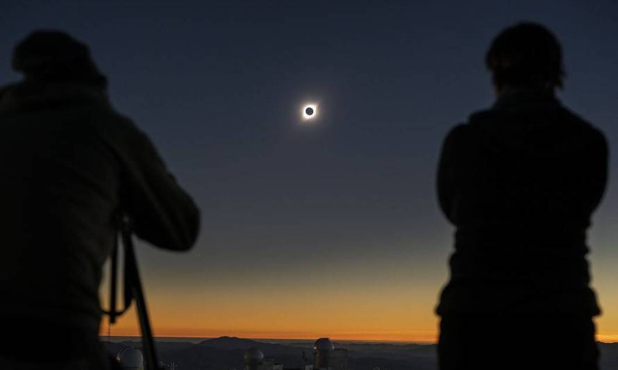 #EclipseResponsable: Conoce las medidas sanitarias para vivir este Eclipse de Sol en forma segura