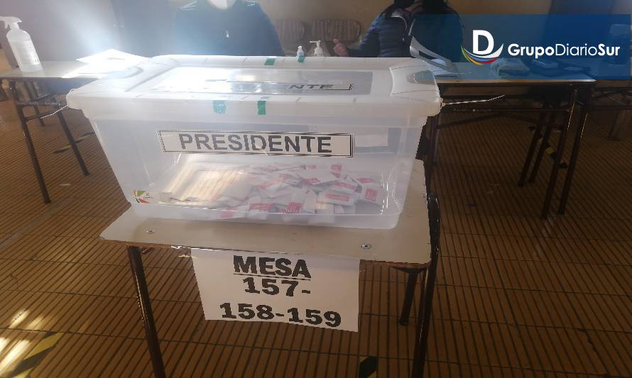 Comienza conteo de votos, tras cierre de mesas