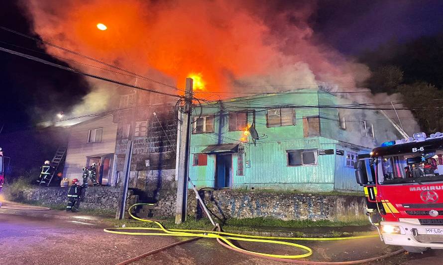 Investigan intencionalidad en incendio que destruyó añosas casas en Puerto Montt