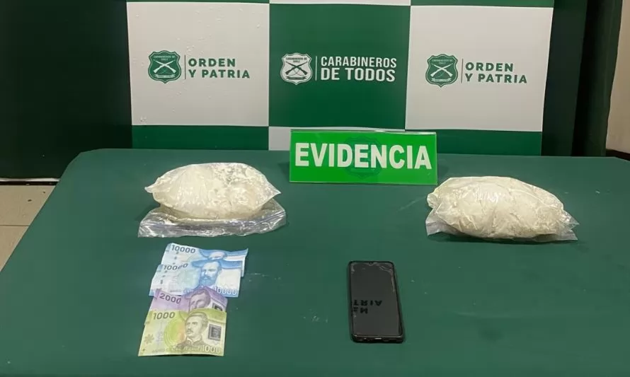 Pasajera de bus Temuco- Pto.Montt fue detenida con casi dos kilos de pasta base de cocaína