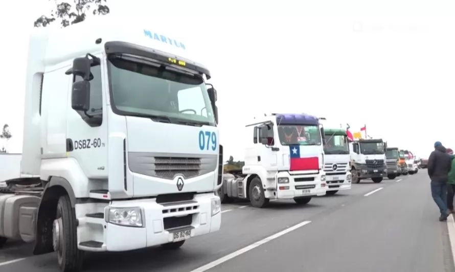 Camioneros están a la espera del resultado de reuniones para decidir si se plegarán o no al paro nacional