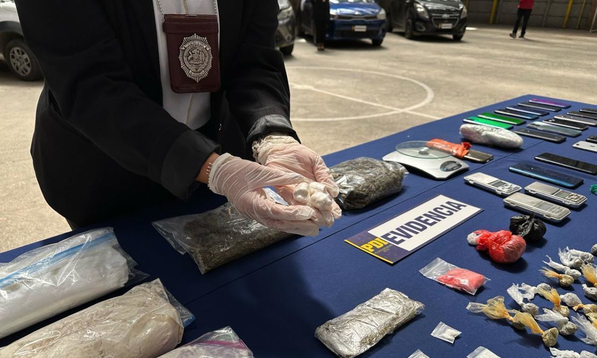 PDI y Gendarmería desbaratan dos organizaciones criminales que abastecían de droga a reos de Alto Bonito