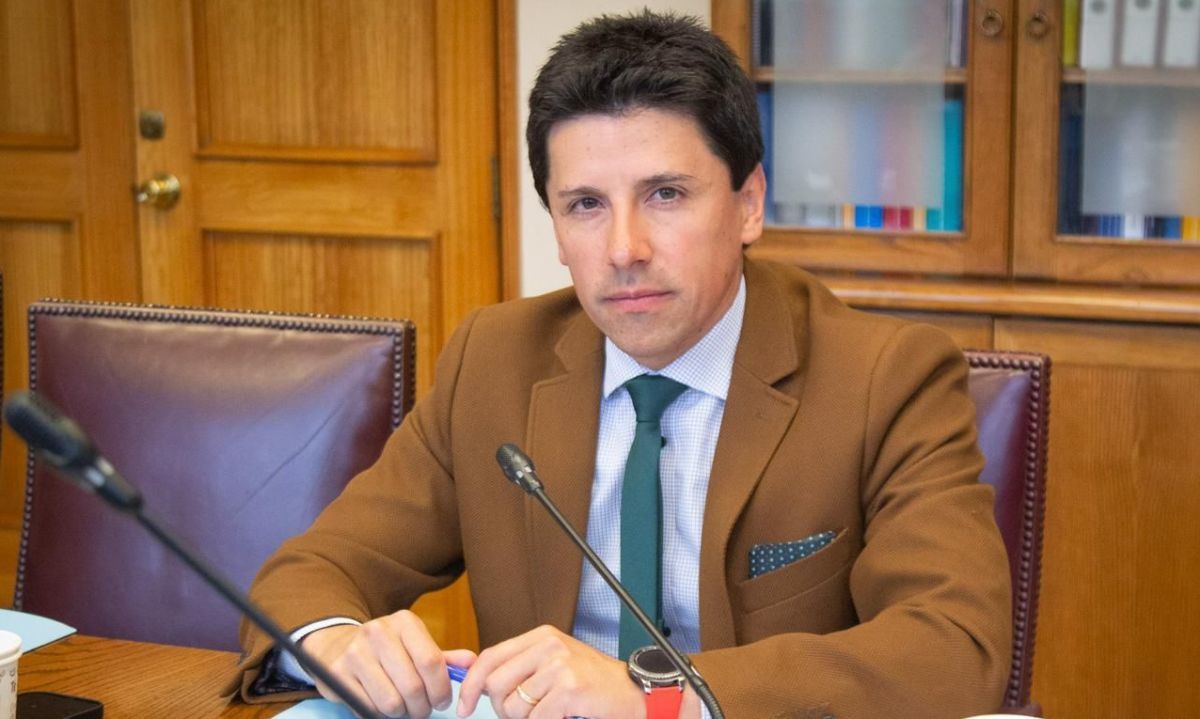 Diputado Mauro González pide la salida de Rabindranath Quinteros de la presidencia del Consejo Resolutivo de Asignaciones Parlamentarias
