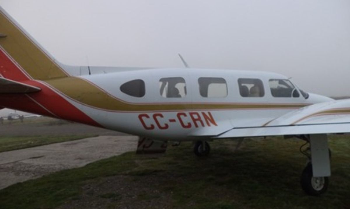 Avistan restos de avión que capotó en la región de Aysén