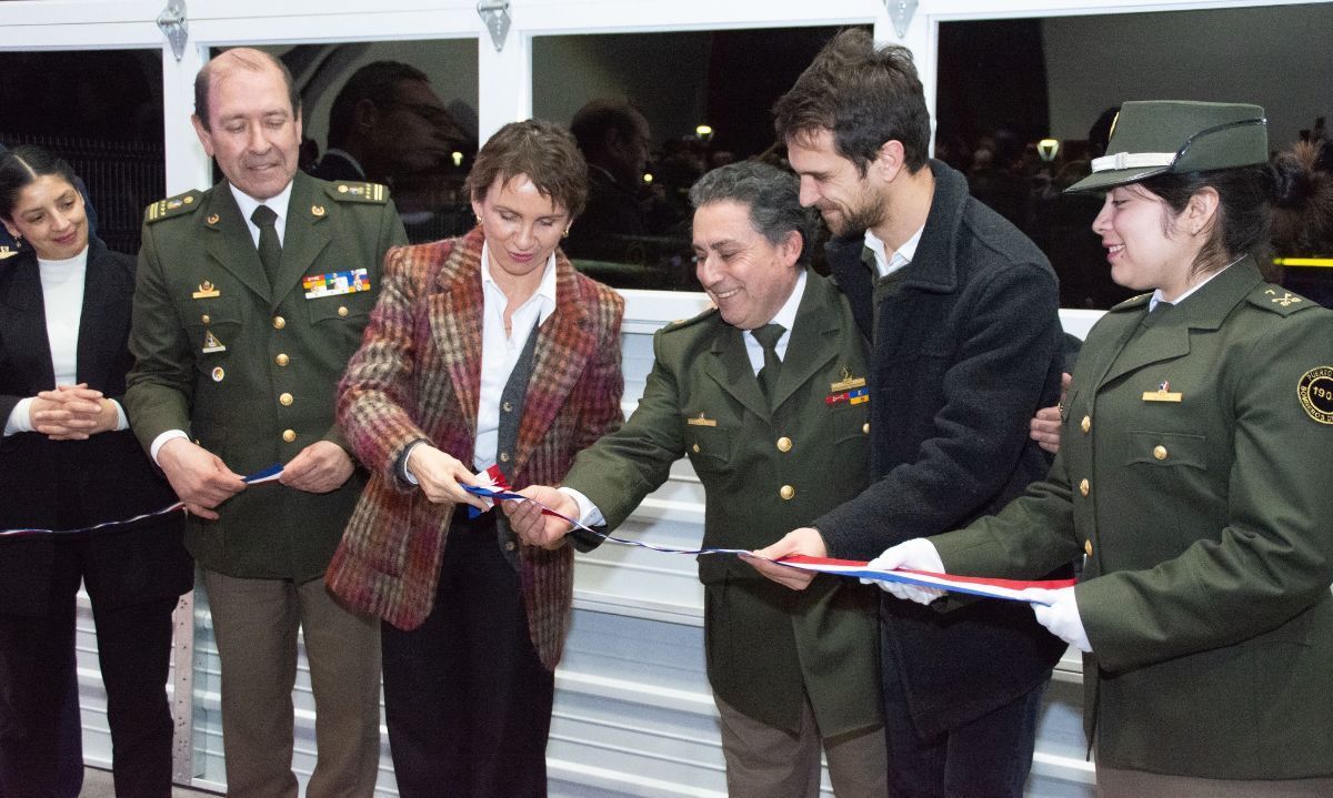 Ministra del Interior participó en inauguración de cuartel de bomberos de Ensenada