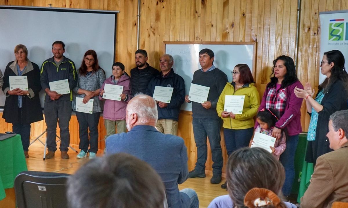 INIA Educa certificó a productores de Chiloé en inocuidad en la elaboración de queso artesanal